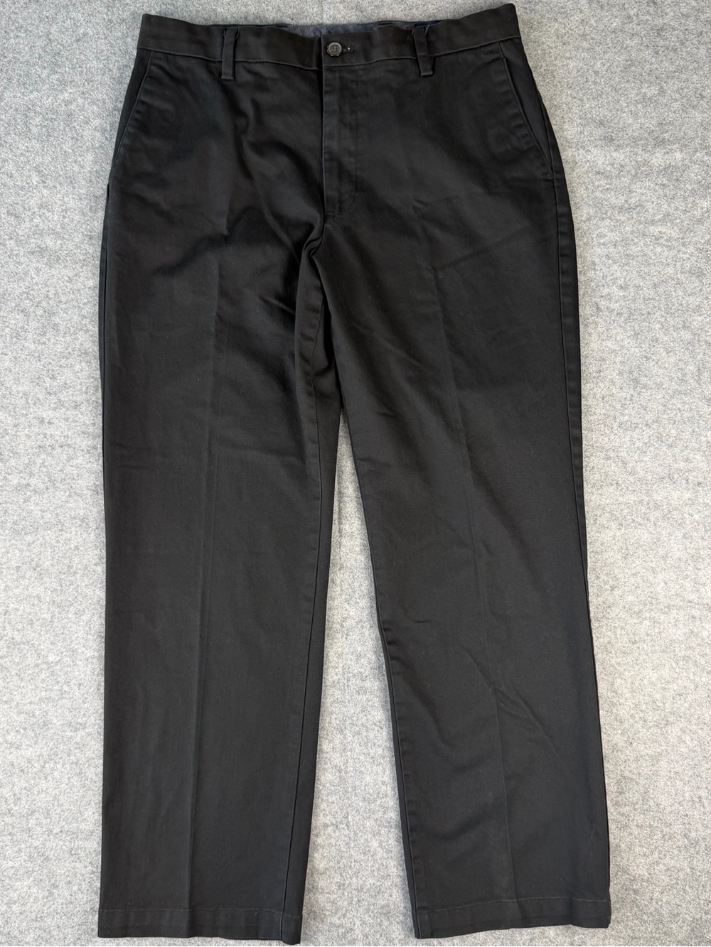 Dockers Signature Khaki Black Pants Men’s 33x30 Classic Fit Flex Comfort Slacks